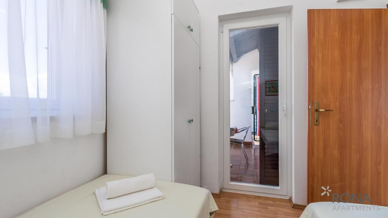 Rona Apartment Zdravko Barbariga Exterior foto